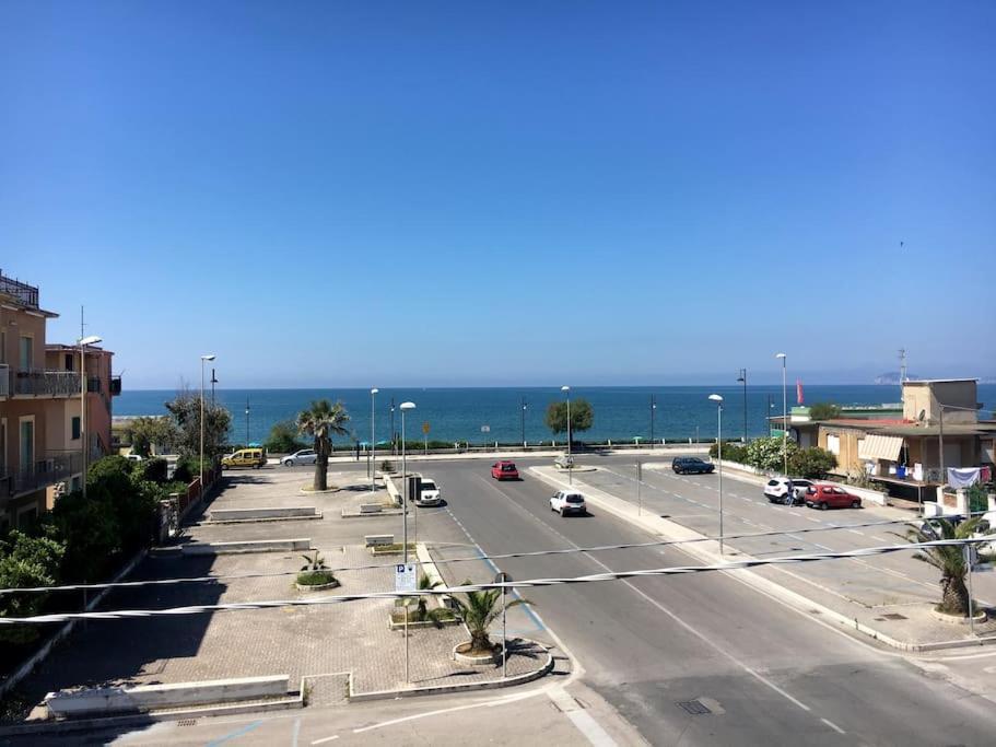 Apartamento Girasole A Due Passi Dal Mare Minturno Exterior foto